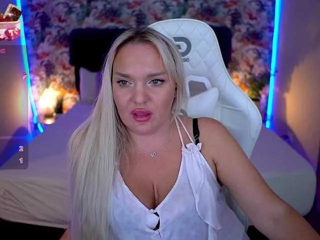 AmelyLoveme from BongaCams is Freechat