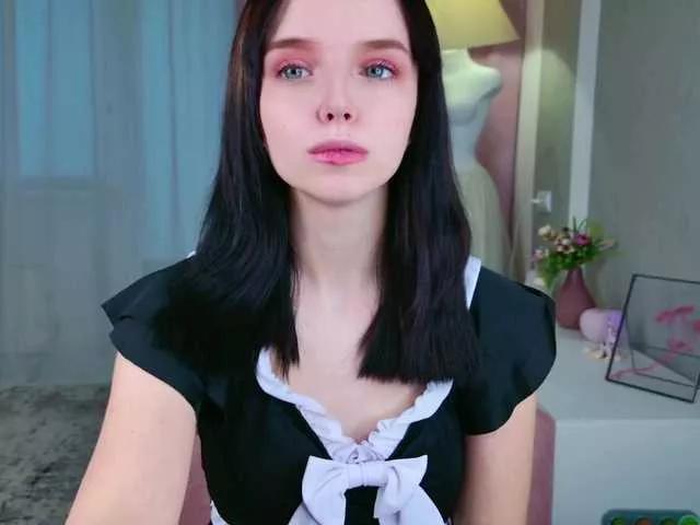 B4by-lol1 from BongaCams