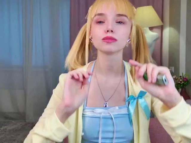B4by-lol1 from BongaCams