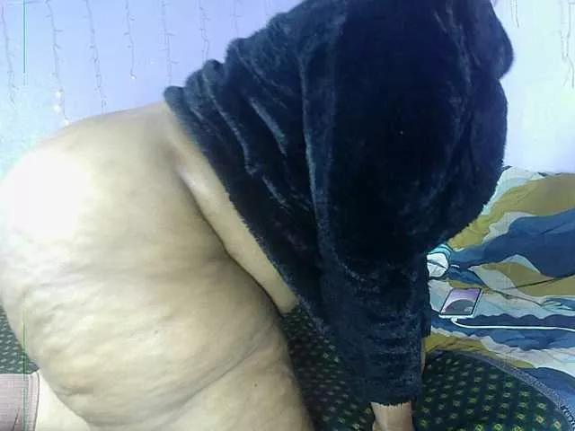 Big-Ass-Wilma on BongaCams