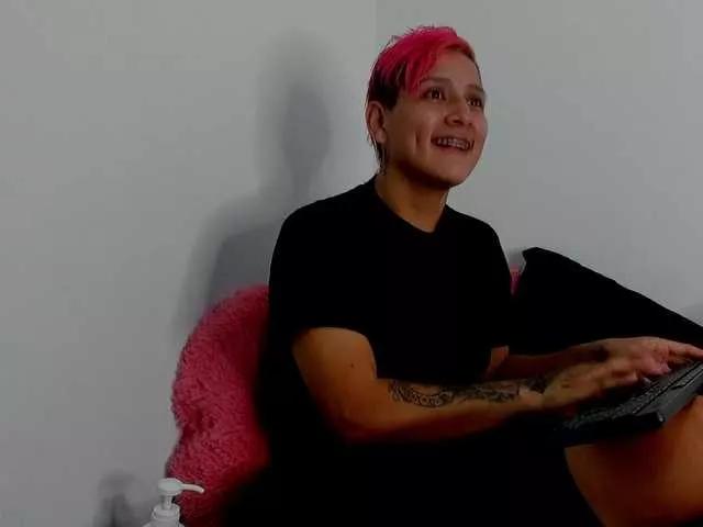 Pussy18Hardcore from BongaCams