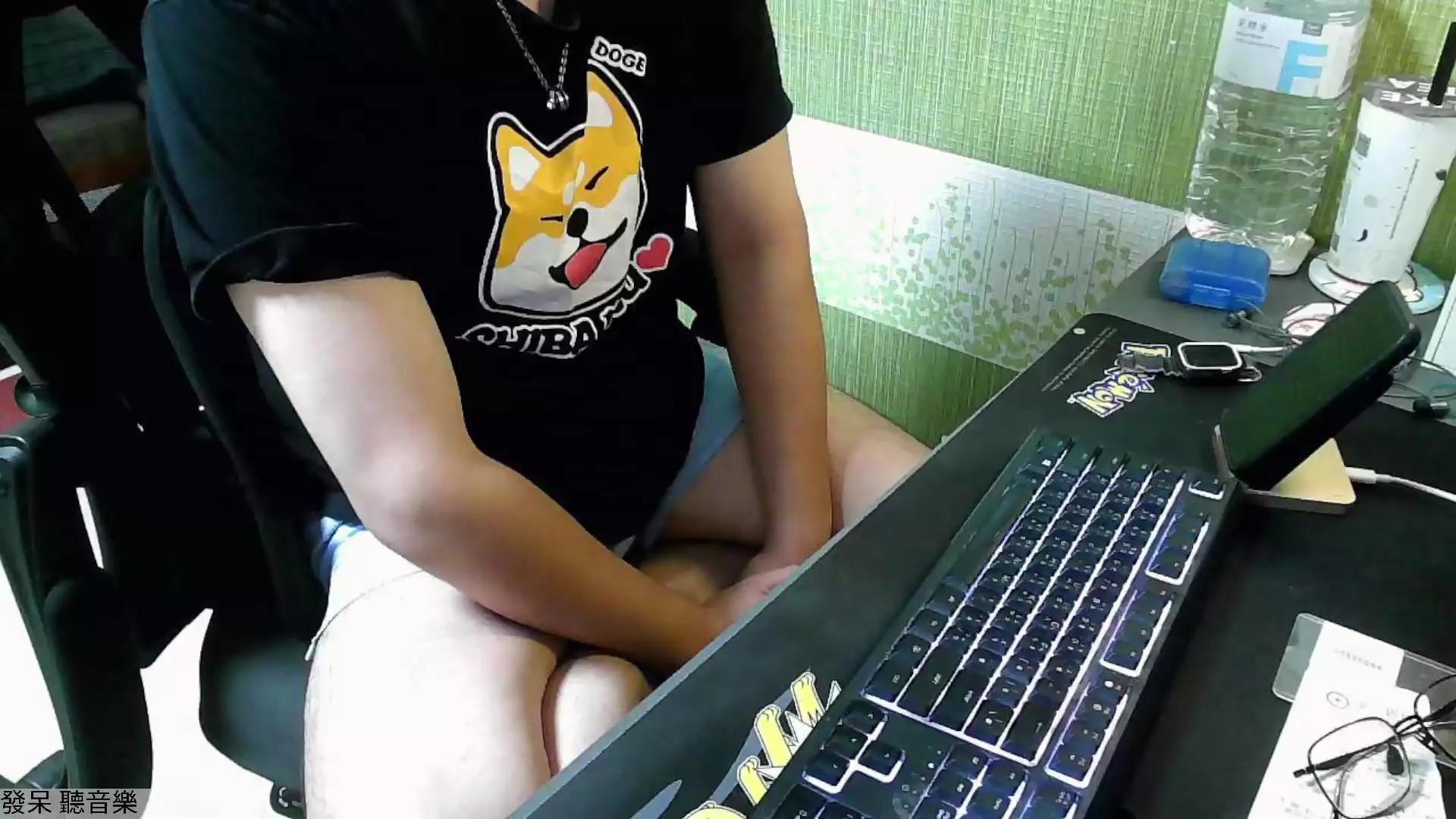 23355663 from Cam4
