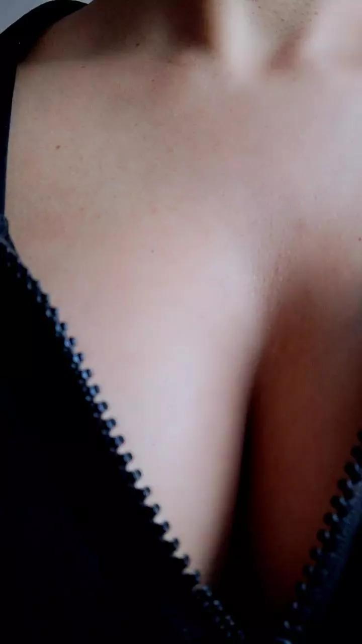Agat4 from Cam4
