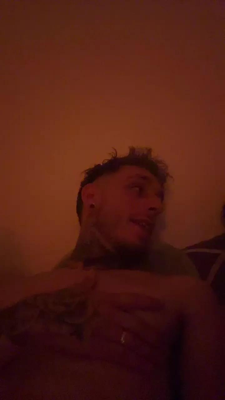 AlanYJoni from Cam4