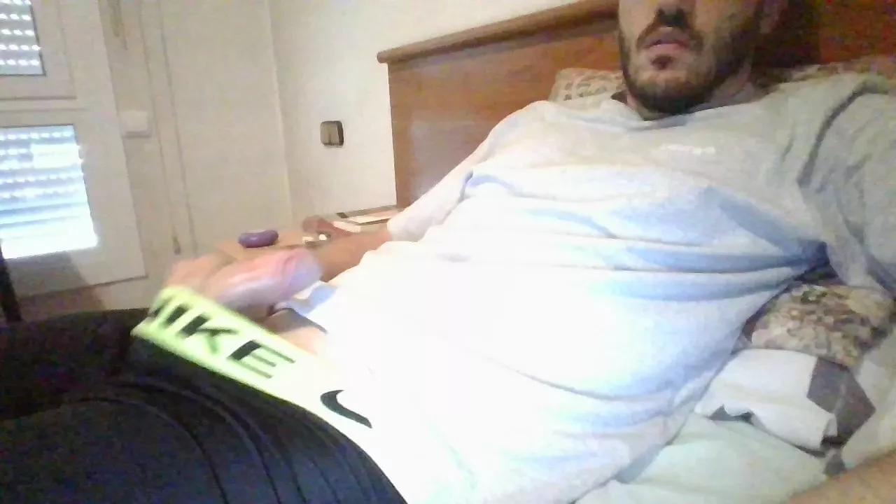 Alvarobcn34 from Cam4