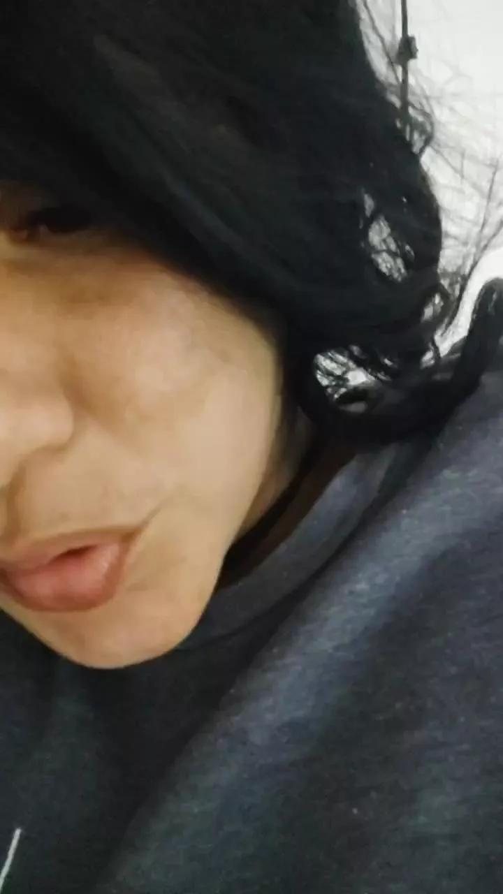 bebahot00 from Cam4