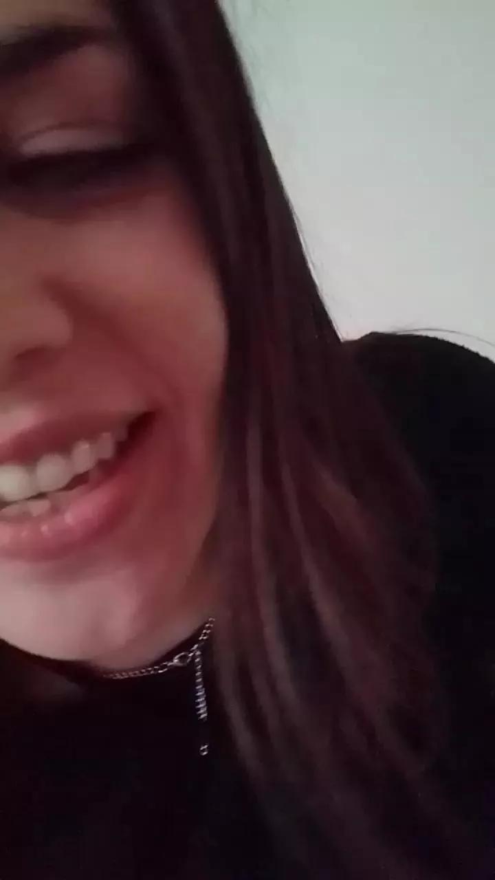 bellaHot6 from Cam4
