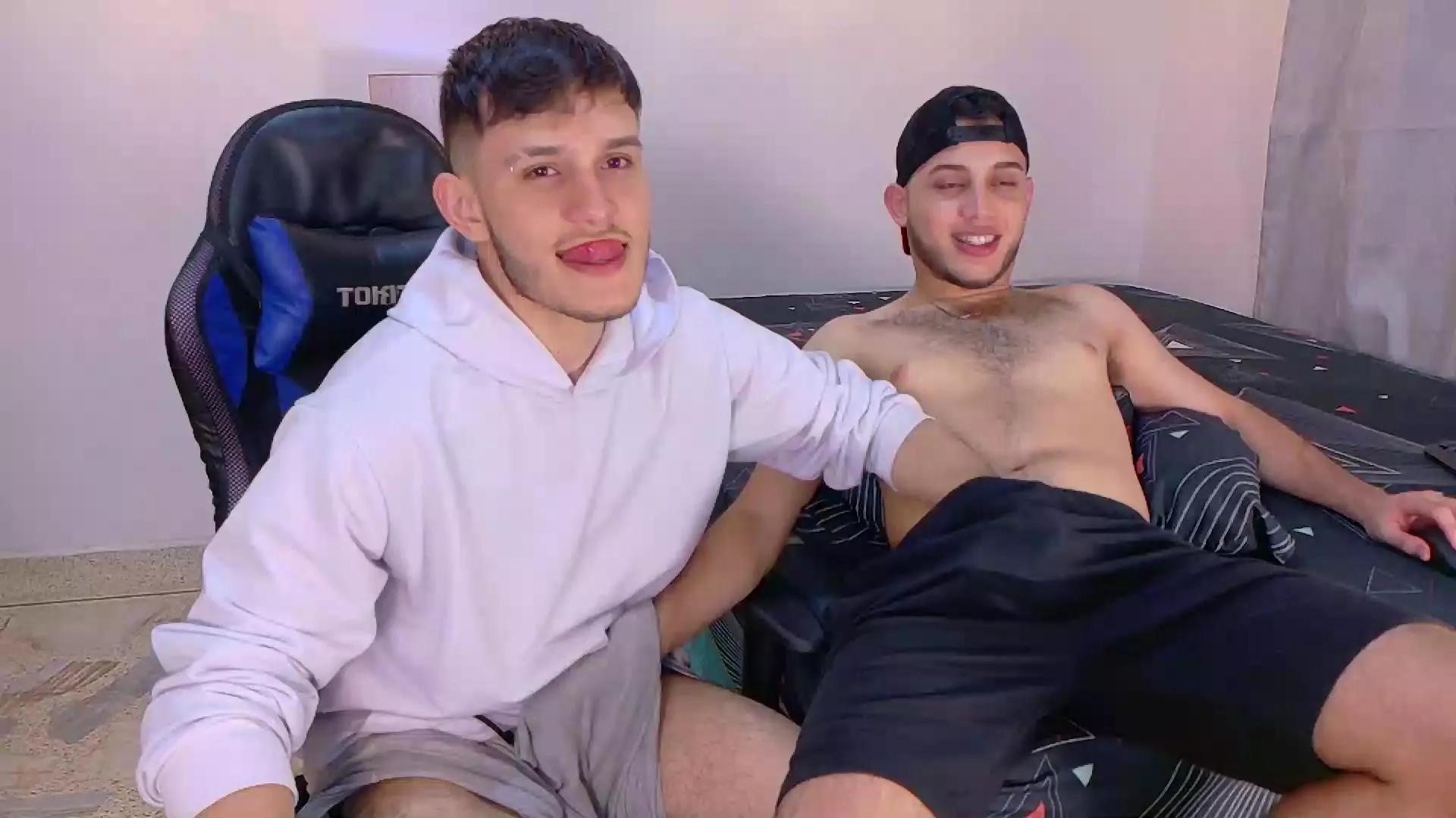 Billyytomy from Cam4