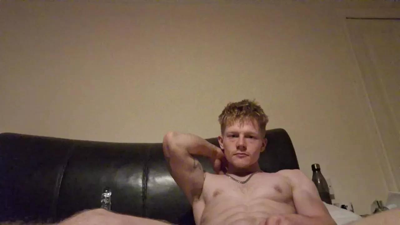 BuffMechanic from Cam4