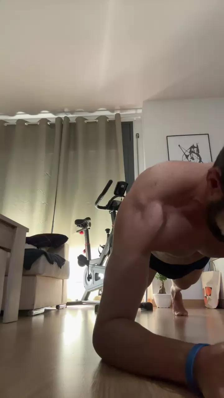 Caballero77777 from Cam4