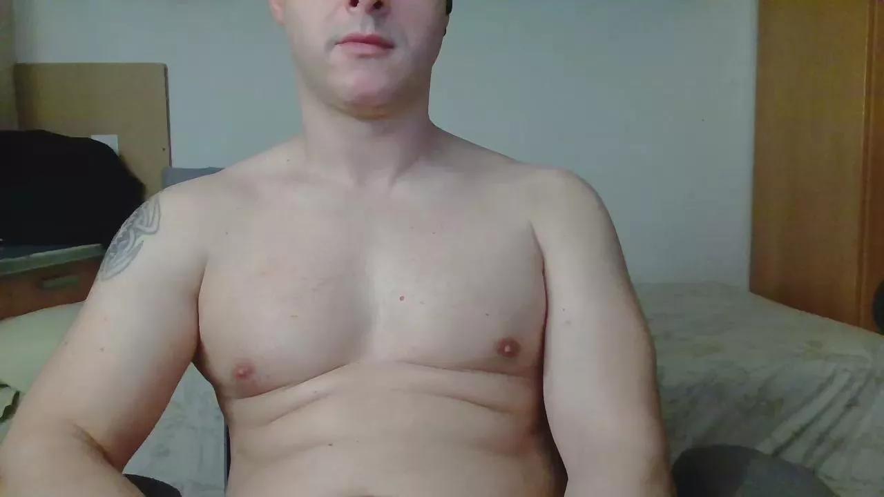 chicocan_87 from Cam4