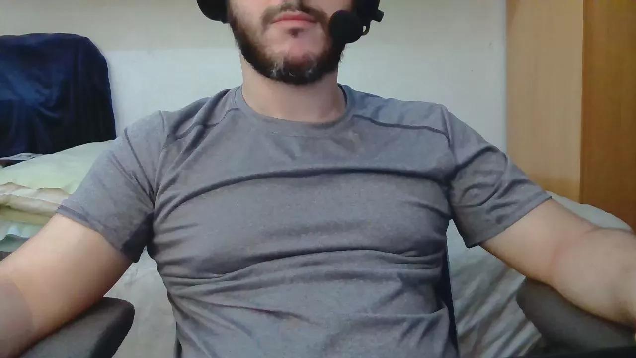 chicocan_87 from Cam4