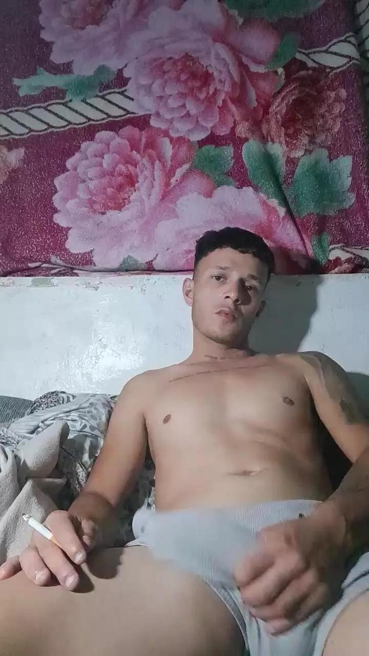 Emaa21c from Cam4