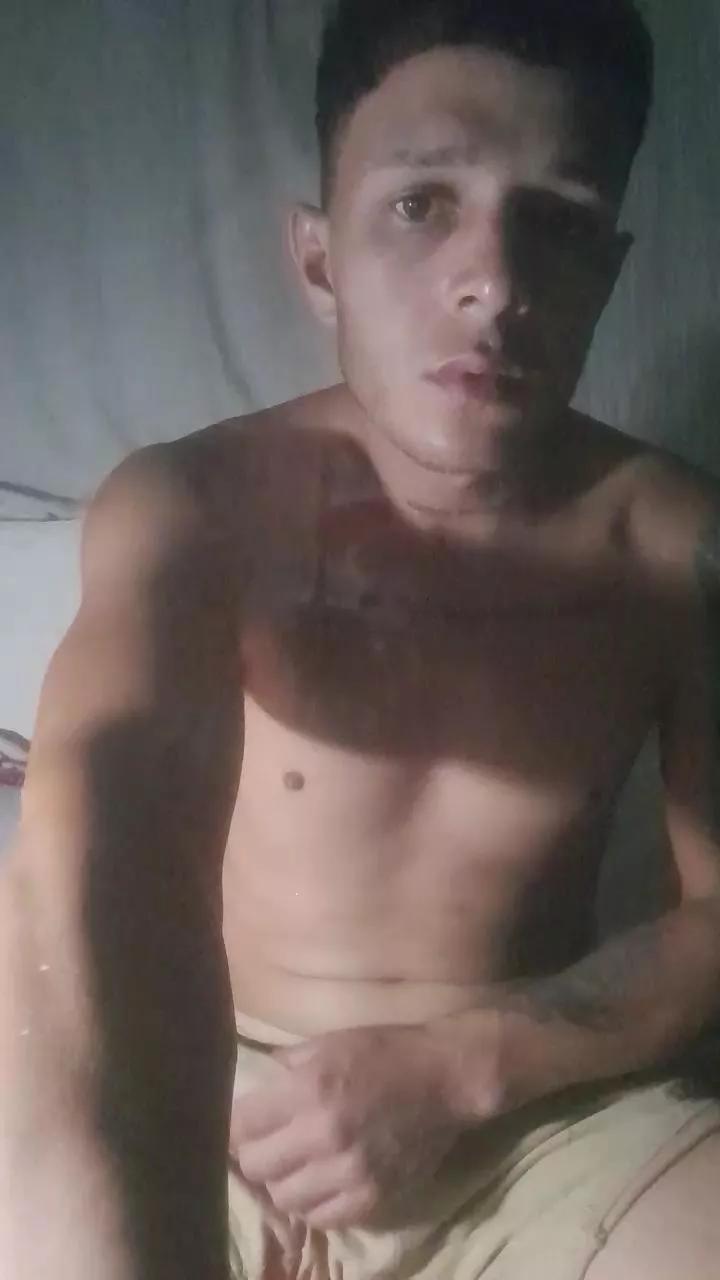 Emaa21c from Cam4