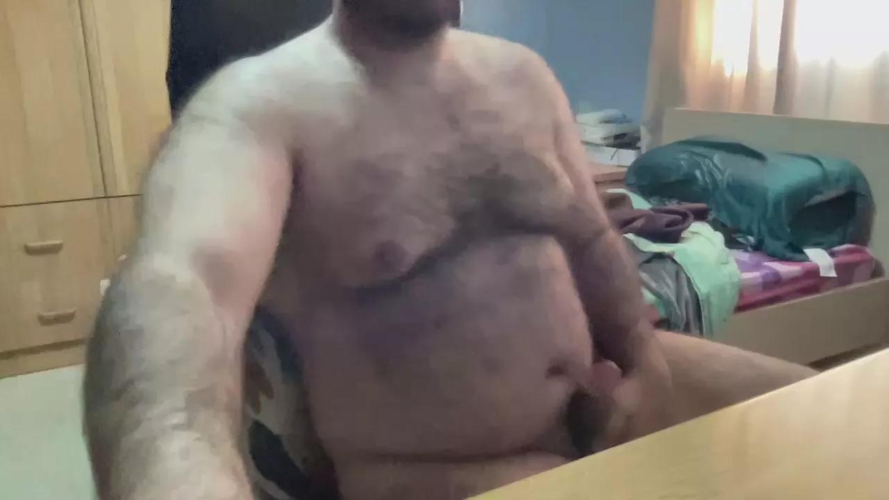 furrycubster from Cam4