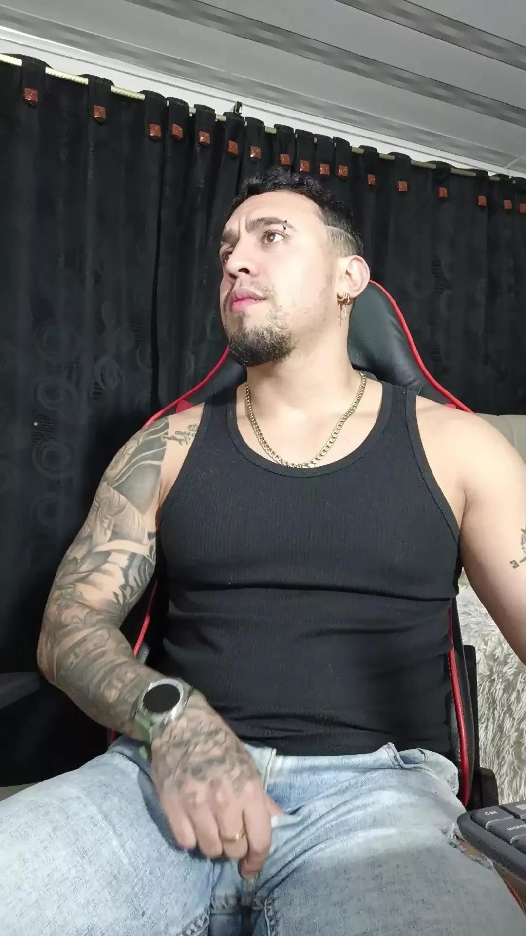 Im_massimo777 from Cam4