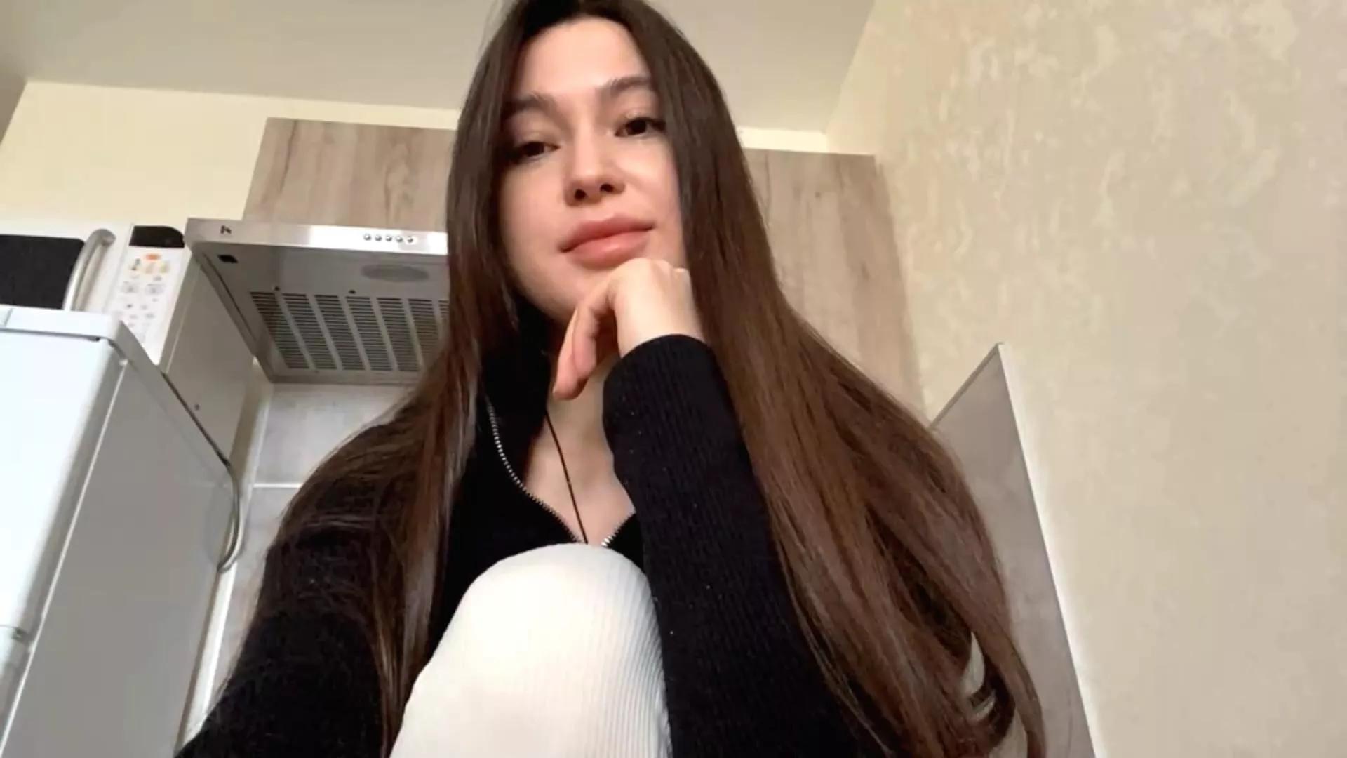 LeilaBurnard from Cam4