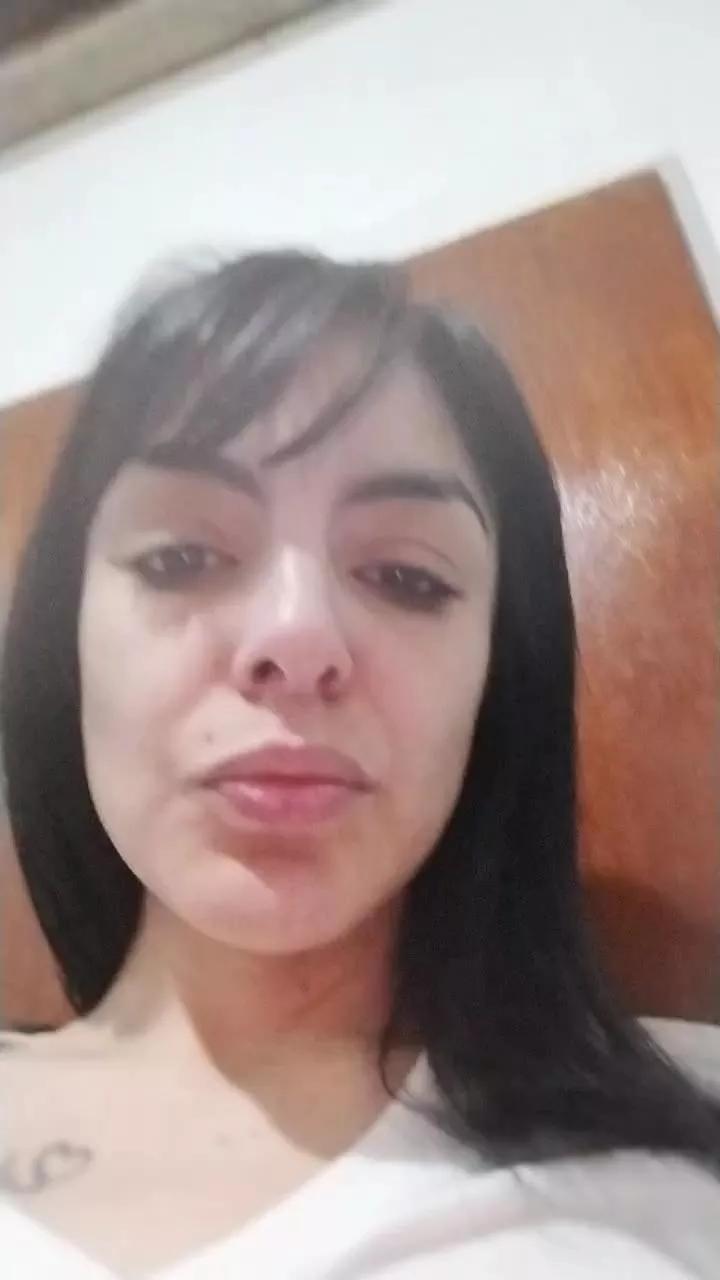 lulihot6 from Cam4