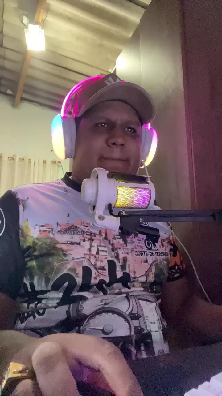 luquinhas_fun from Cam4