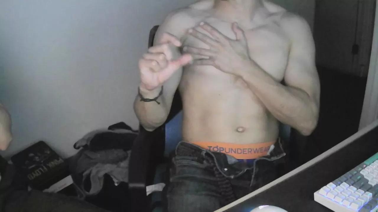 maxxy9 from Cam4
