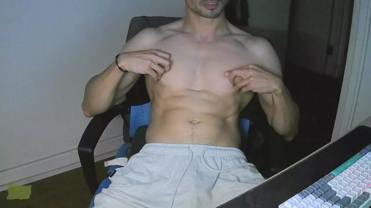 maxxy9 from Cam4
