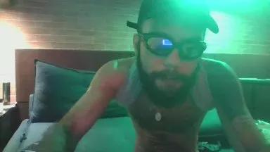 navalhabr from Cam4