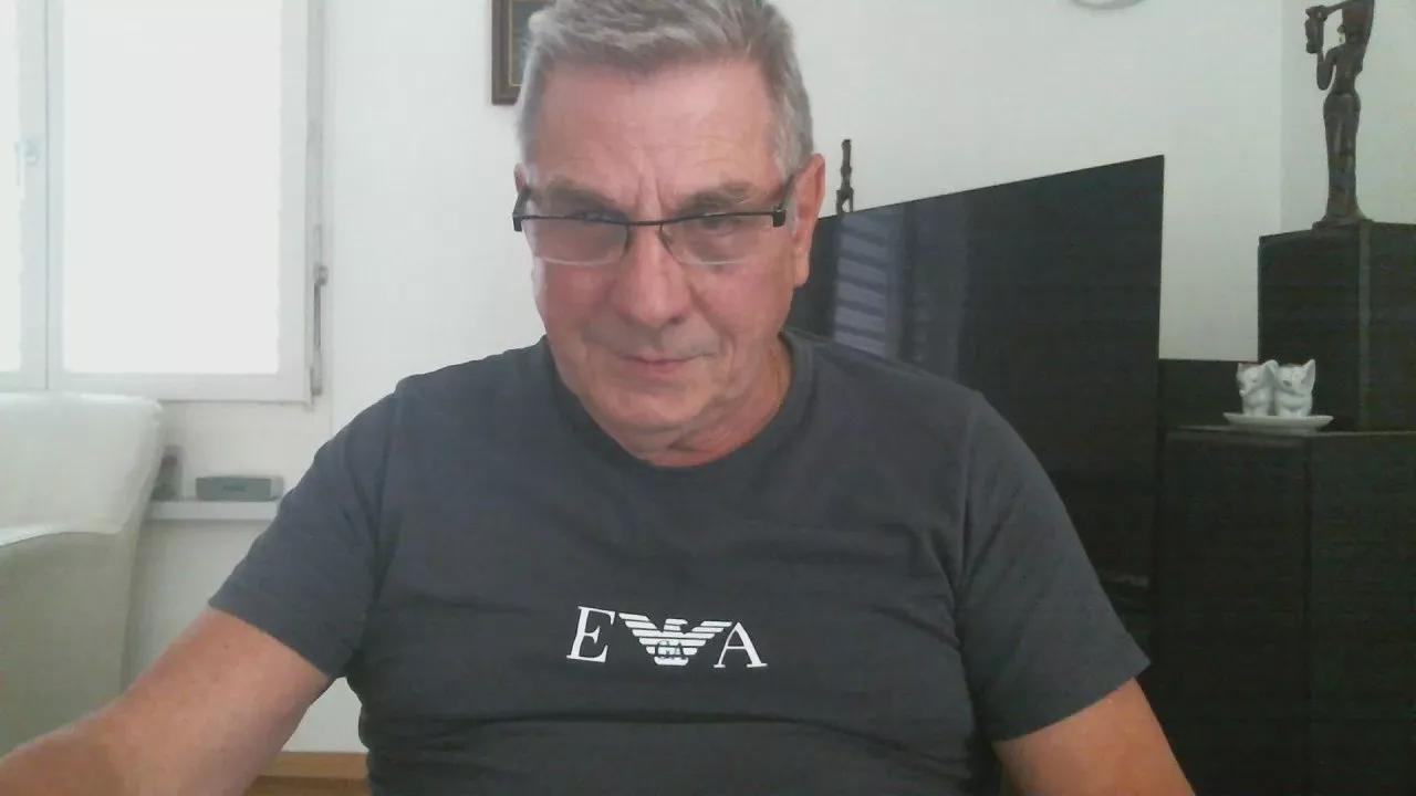 nikista from Cam4