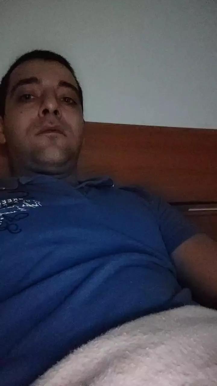 pippo405 from Cam4