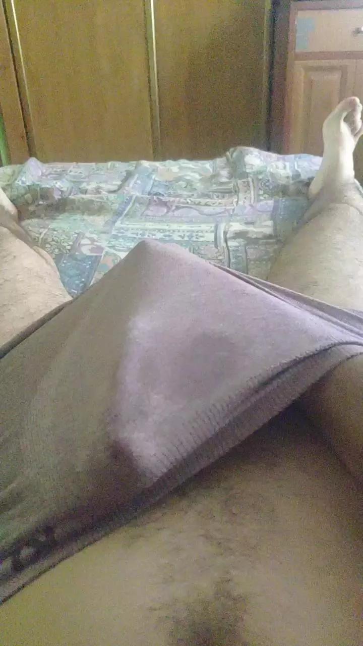 polli_play from Cam4