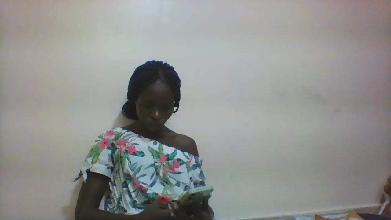 Queen_grashia from Cam4