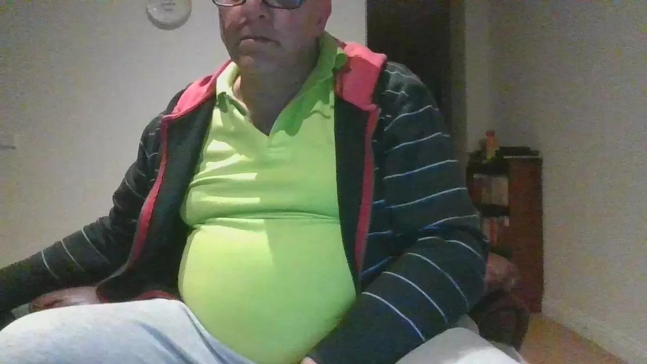 reggie01 from Cam4