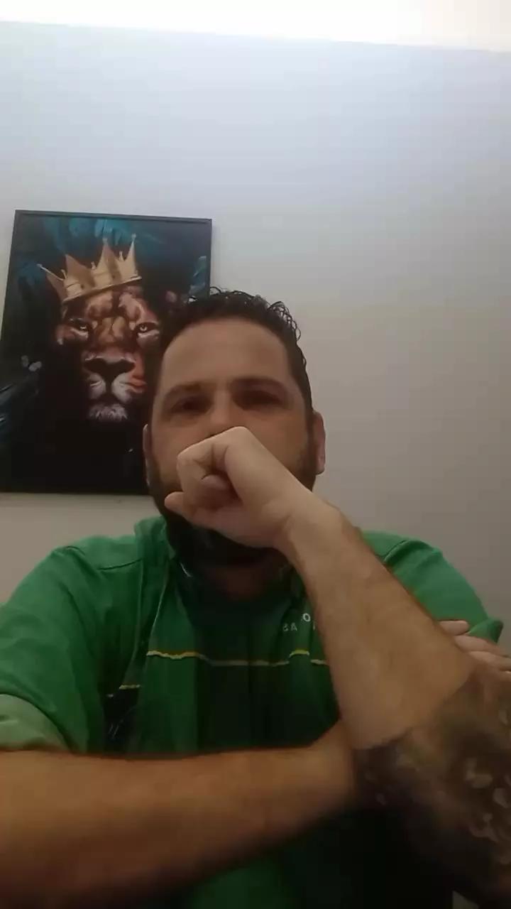 SouUber from Cam4