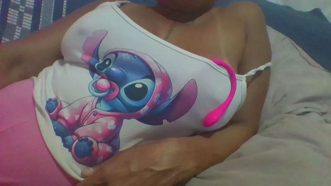 titiasafadinha from Cam4