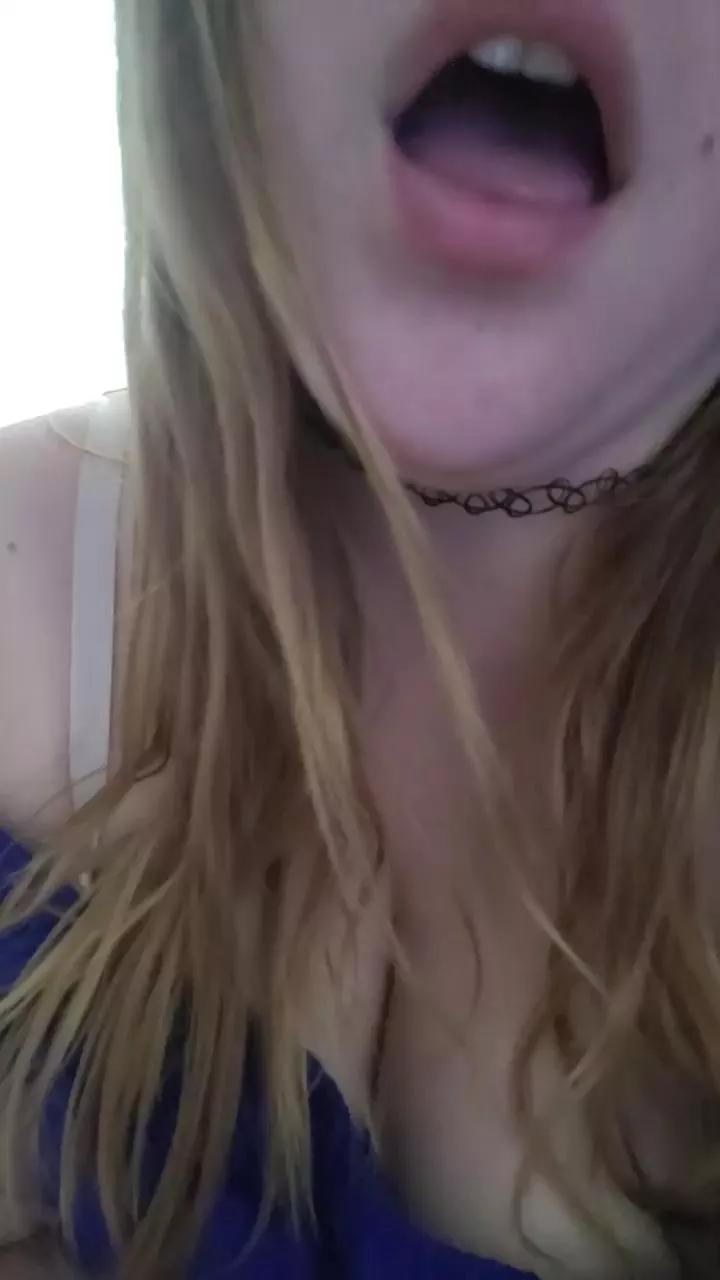 Ursula98 from Cam4