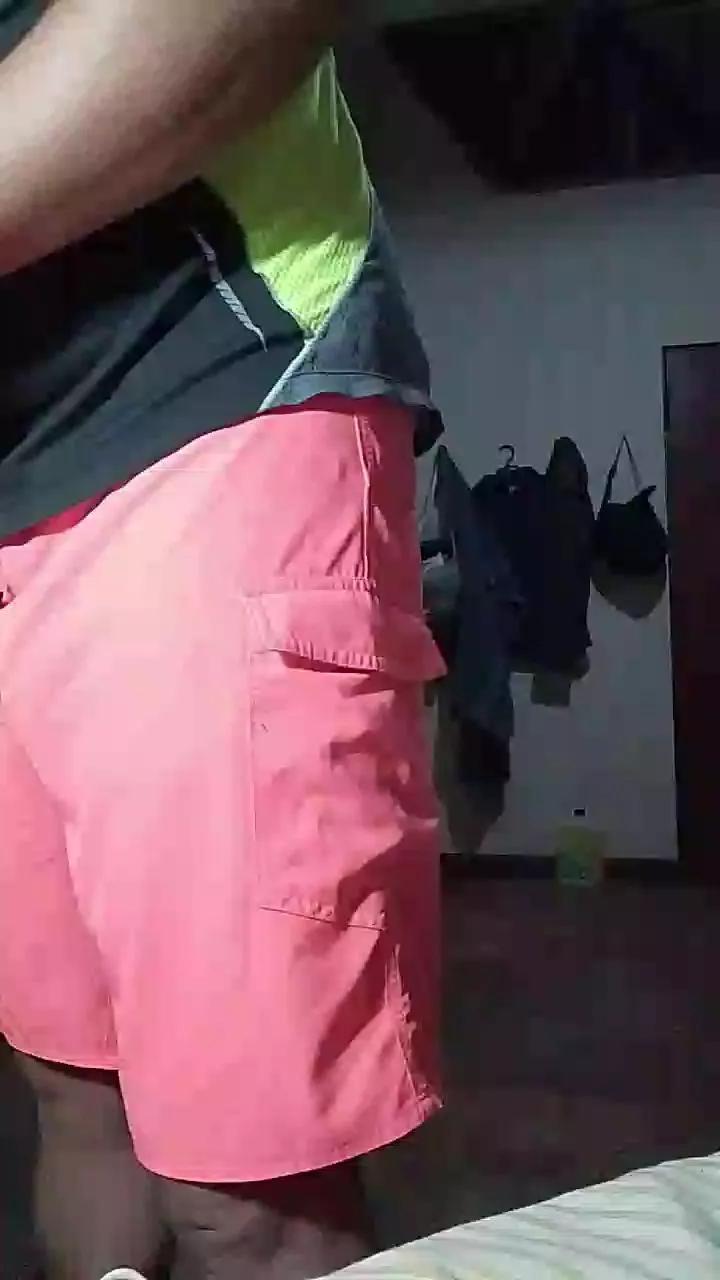 Yell47 from Cam4
