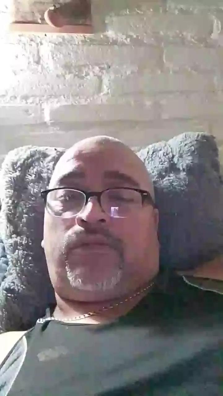 Yell47 from Cam4