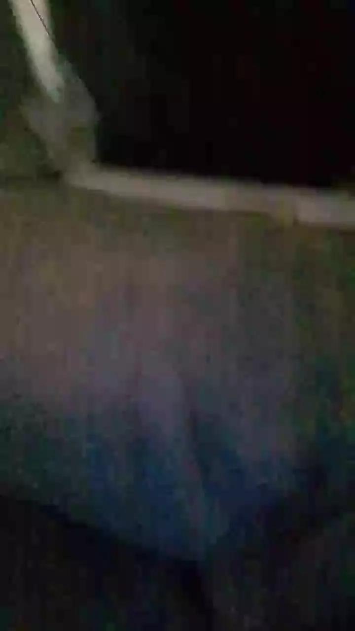 Yell47 from Cam4