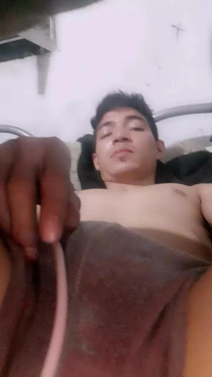 zzoltero from Cam4