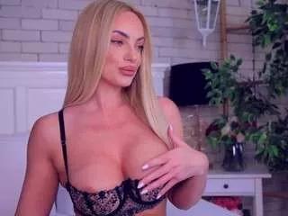 annabellastar from CamSoda