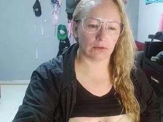 emperatrizmessy from CamSoda