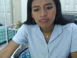 enyeliin from CamSoda