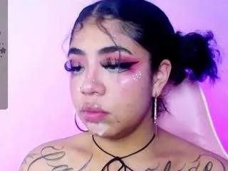 Foxxyy-love from CamSoda