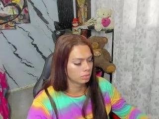 gizibehotts from CamSoda