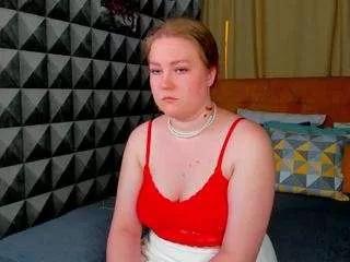 kitten-holt from CamSoda