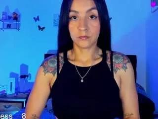lauureen from CamSoda