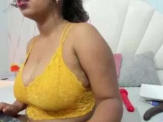 lizzie-williams from CamSoda
