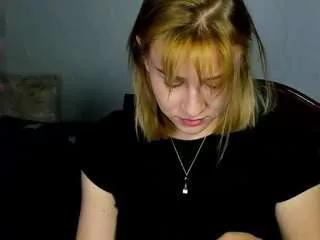 nellyicee from CamSoda