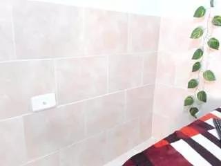 niikol-18 from CamSoda