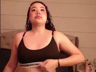 tiffany-giil from CamSoda