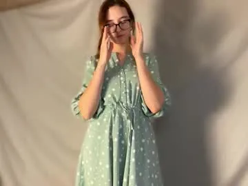 alice_alarcon's avatar